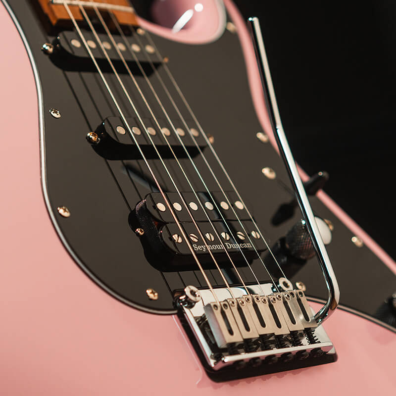 Cort G290 Modern Dusty Rose with Seymour Duncan TB4