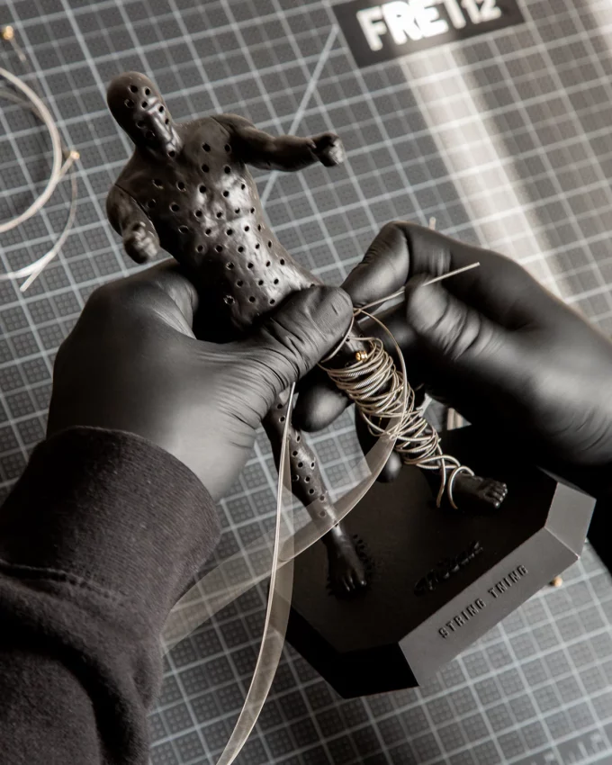 Meet the 'String Thing': The Eco-Friendly Mummy Turning Guitar Waste into Art