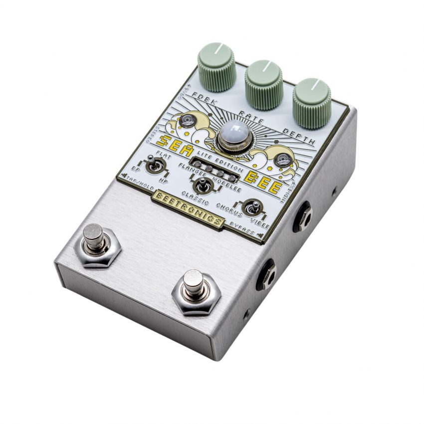 Beetronics Seabee Lite Stereo Harmochorus Effects Pedal in Cream