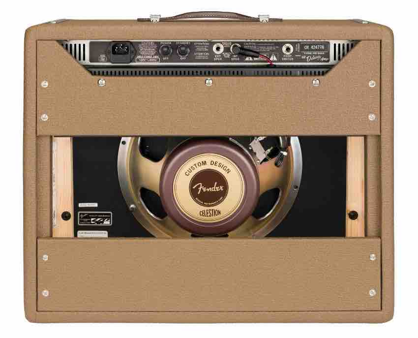 Fender '62 Deluxe Amp back panel