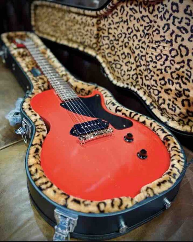 Epiphone Billie Joe Armstrong Les Paul Junior in Radiant Red